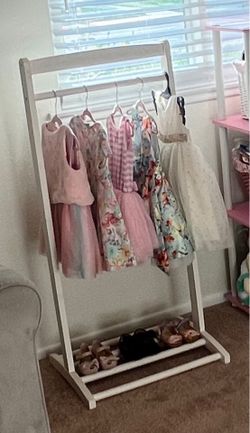 Kids Wooden Clothing Rack