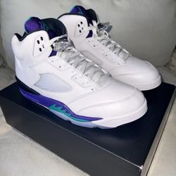 Brand New Air Jordan 5 Retro OG Grape 2025 Sneakers Size 10 HQ7978-100