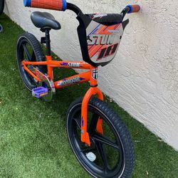 Mongoose 18 Inch BMX bike(5 to 8 years old) - Local Delivery for a Fee - See My Other Items🚴