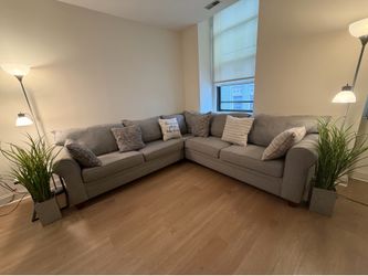 Gray Sectional Couch - Excellent Condition