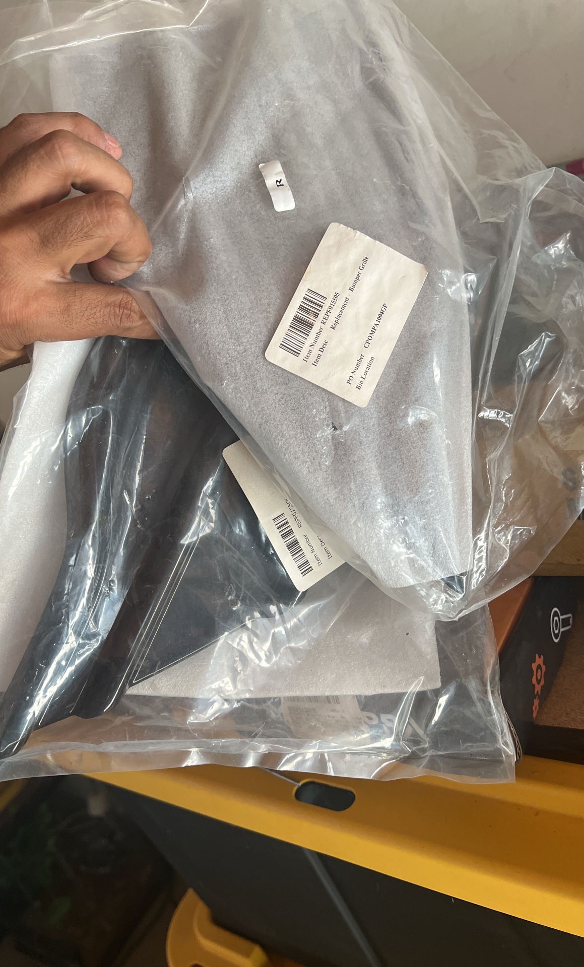 Ford escape 2016 Bumper grill replacements