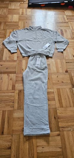 ALO SET GREY SIZE M QUARTER ZIP AND SWEETPANTS 100% AUTHENTIC (THE ARE NOT!!!!!!!REPLICAS)