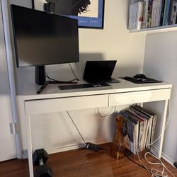 Ikea Micke Desk, White Acrylic With Free Lamp 