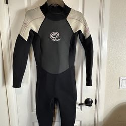 womens wetsuit