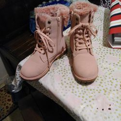 Womens Pink Fur Boots