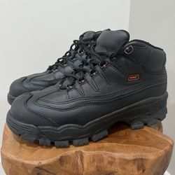 WORX by Red Wing Shoes Men's Size 11.5 W 5501 Steel Toe Boots Slip Resistant