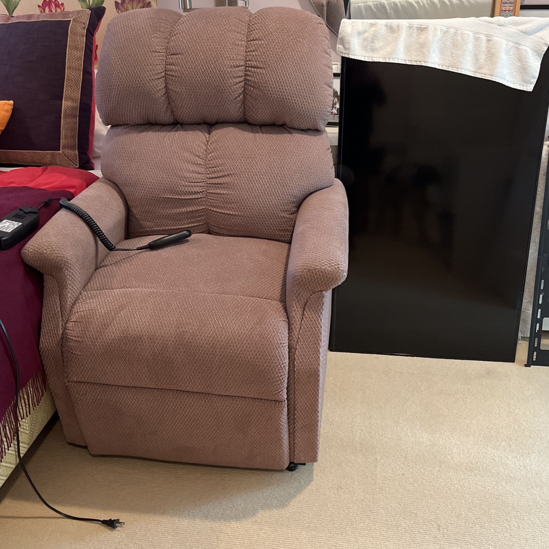 Battery Operated Lift Chair