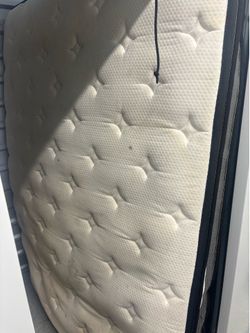Queen mattress
