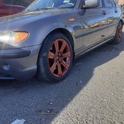 2004 BMW 325i