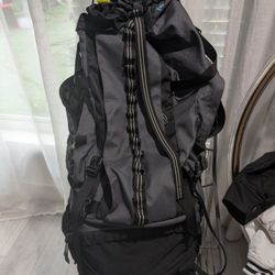 Lowe Alpine / Hiking/Camping Backpack 