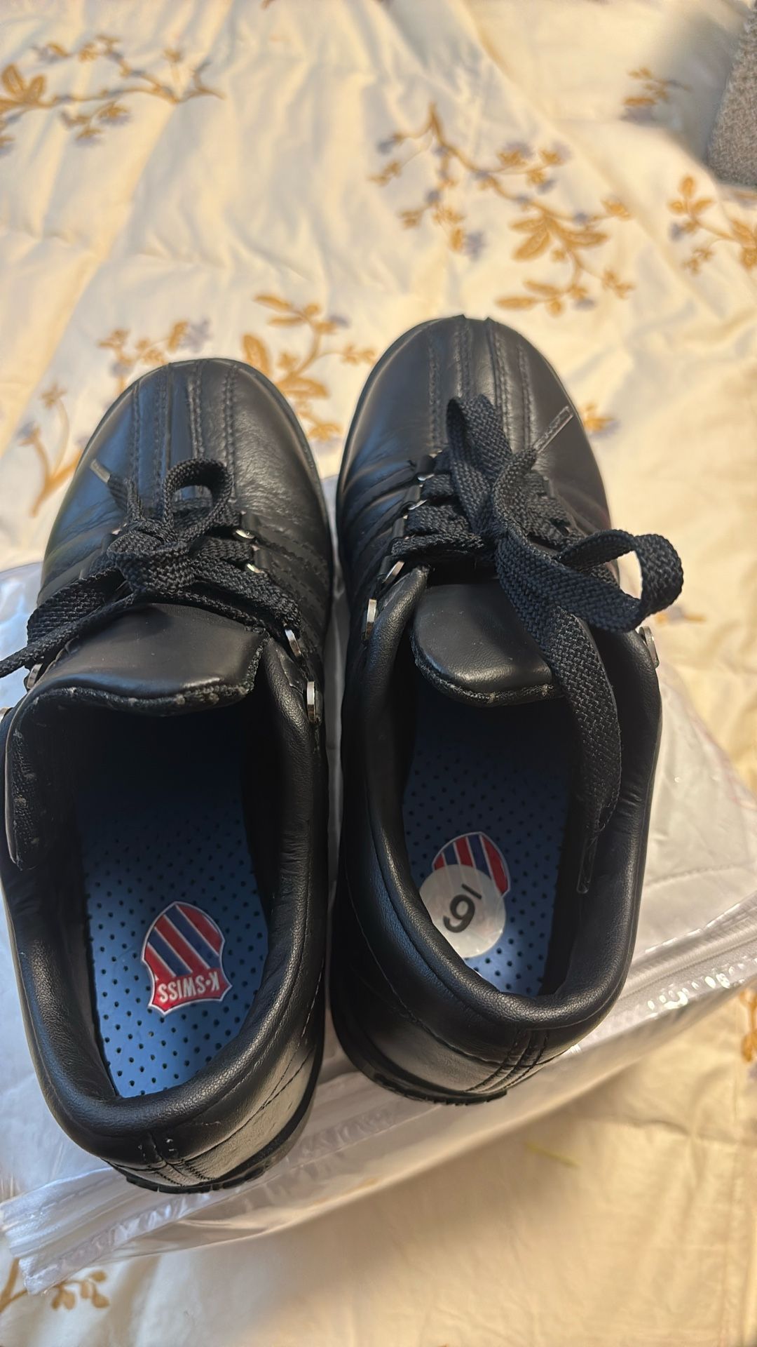 Brand New Size 6 Leather Shoes 