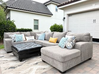 Large u shape Sectional  sofa