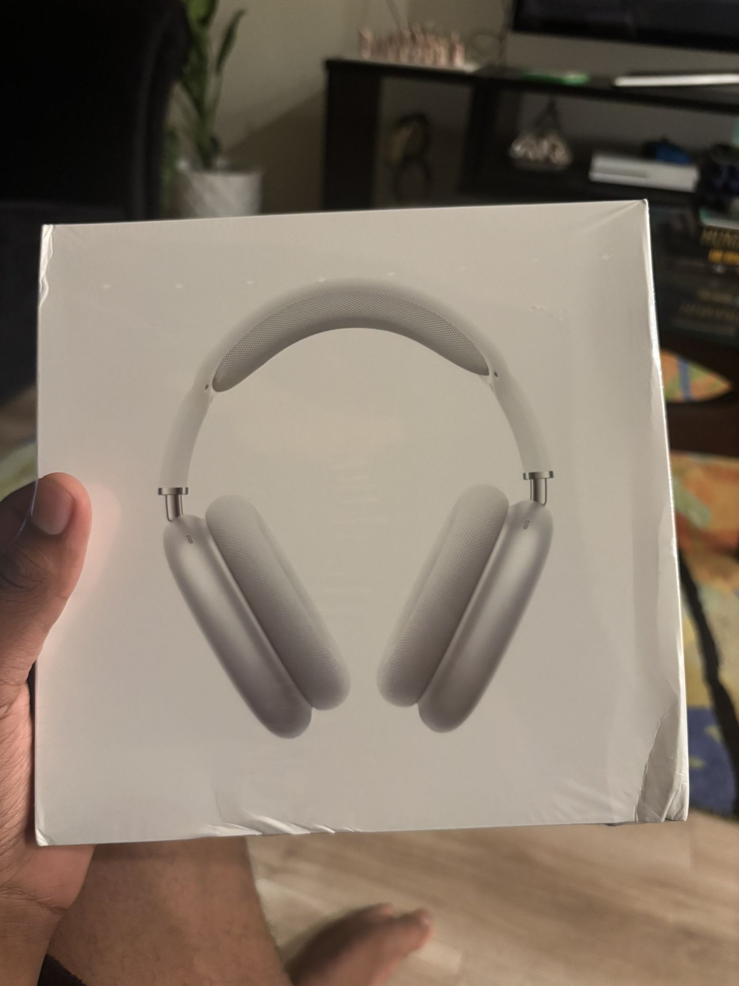 Show White Premium Wireless Headphones