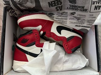 Air Jordan 1 High Chicago Lost and Found(size 5y)