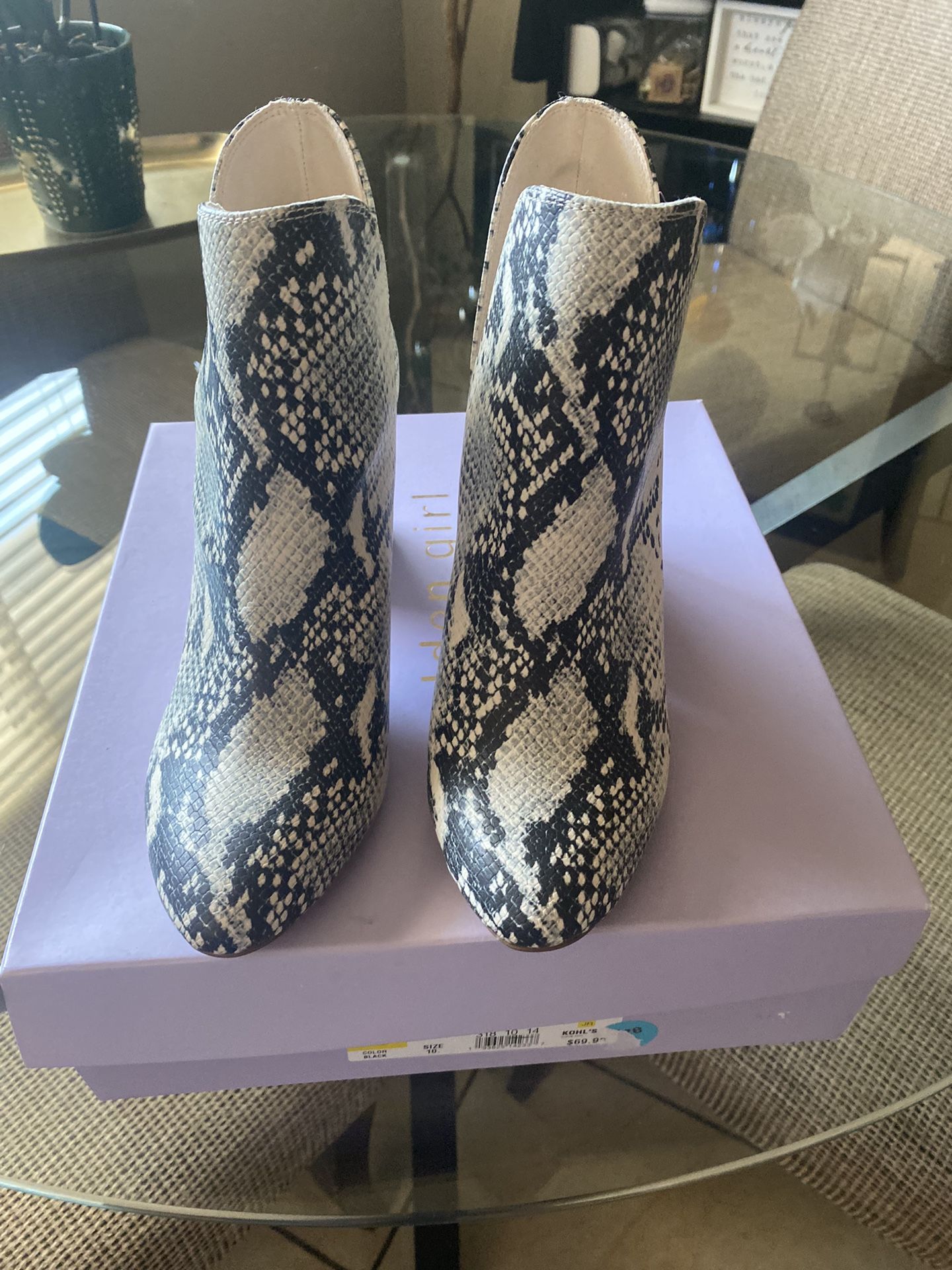 Steve Madden Boots