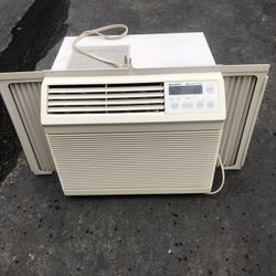 Very Good Condition Sharp  Air Conditioner 