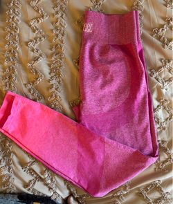 Victoria’s Secret Pink seamless workout leggings