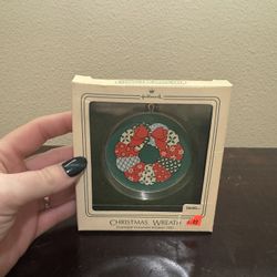 Vintage Hallmark Keepsake Christmas Wreath 1983 Holiday Ornament