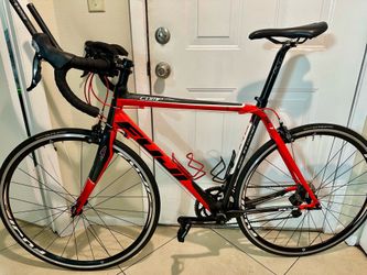 FUJI SL-1 LE (Limited Edition) FULL CARBON ROAD BIKE