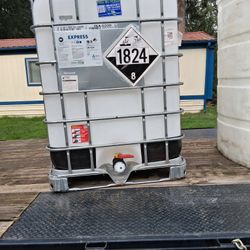 330gal IBC Water Totes 