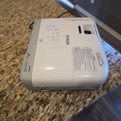 Epson Power Lite 107