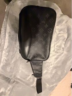 Louie Vuitton shoulder bag