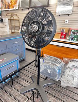 💨🔥 30% OFF! WindStorm 18” Adjustable Pedestal Fan with Remote – BRAND NEW
