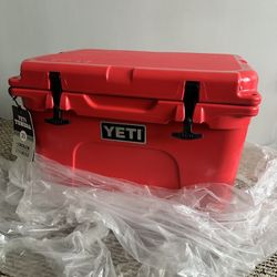 YETI Tundra 35 Rugged Red U-Line Edition cooler