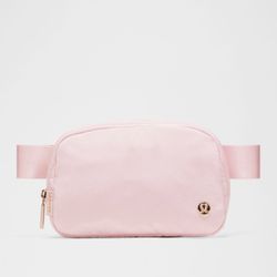 Brand new Lululemon Belt Bag 1L Blissful Pink