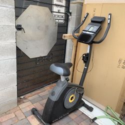 Exercise treadmill