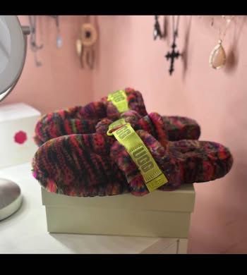 UGG Slippers New Size 11 Women. Pick Up In Van Nuys.