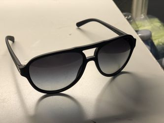 Tory Burch Sun Glasses 