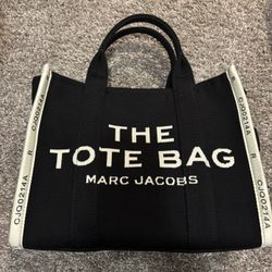 Marc Jacob’s Medium Tote Bag -Authentic 