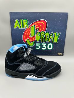 Jordan 5 ‘UNC / Black Carolina’