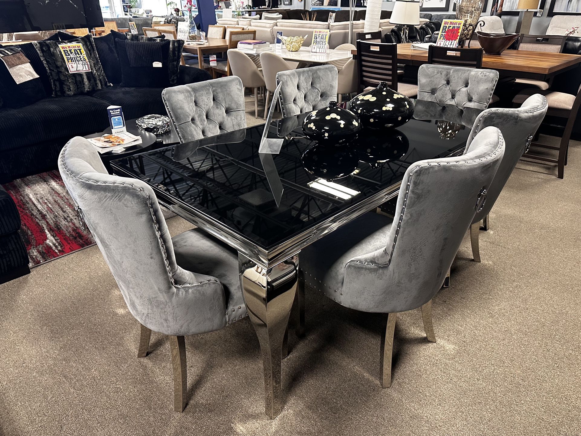 Elegant Glass Dining Room set! $1999 🚨🖤⭐️ Easy Financing!