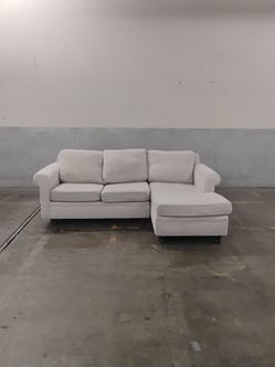 ‼️FREE DELIVERY ‼️BEIGE SECTIONAL
