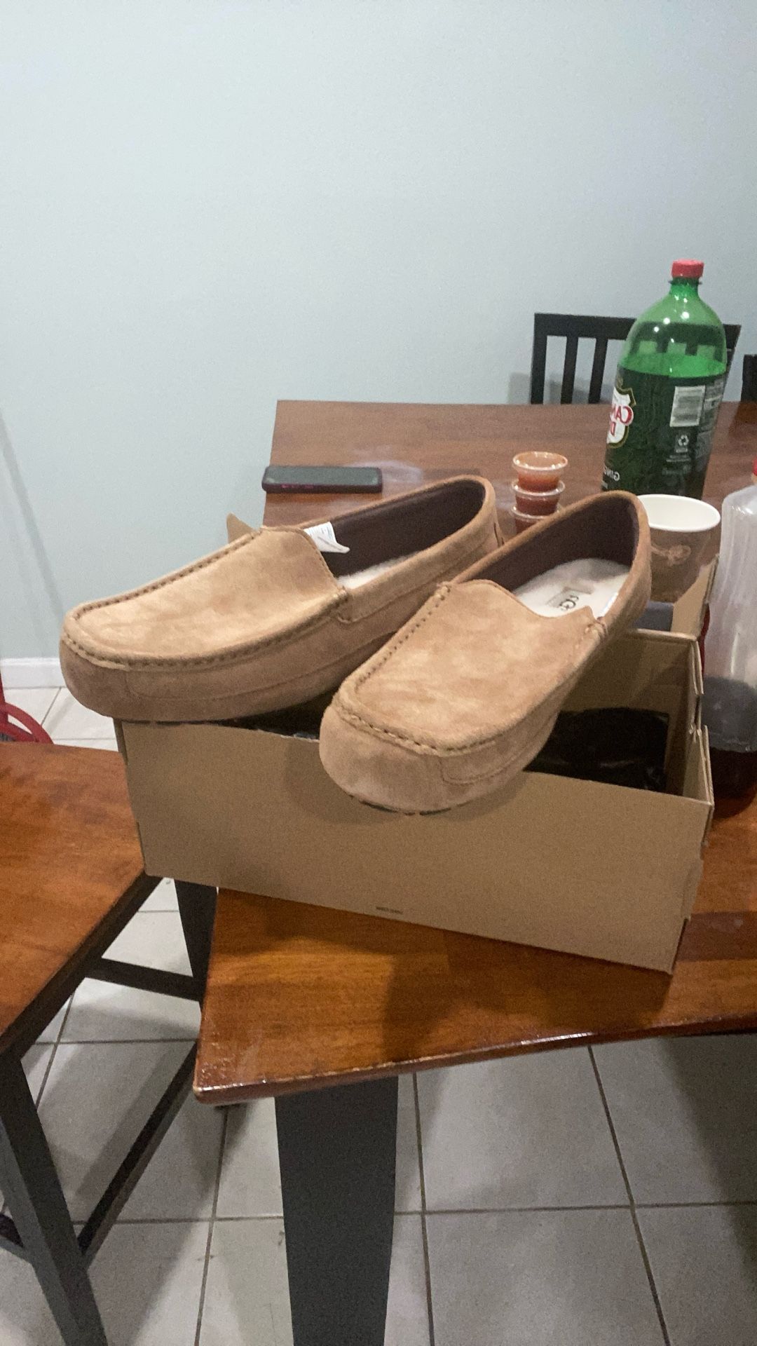 Uggz Men's Slip On Shoes Size 12.