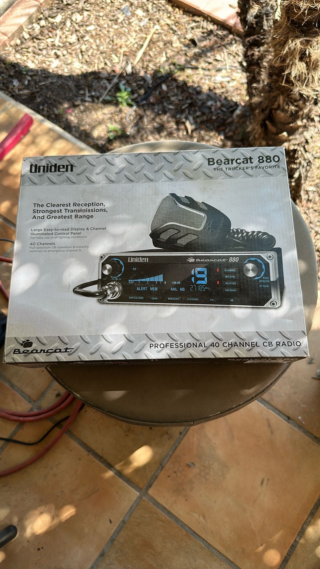 Uniden Bearcat 880 40 Channel CB Radio