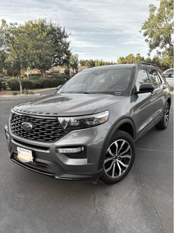 2022 Ford Explorer ST Line SUV 4 Cylinder
