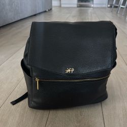 Freshly Picked Classic II Diaper Bag- Ebony Black 