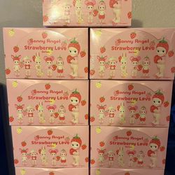 Sonny Angel strawberry love series