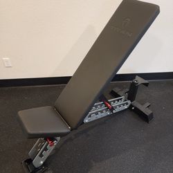 Titan Adjustable Bench