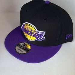 Los Angeles Lakers Snapback Hat$35