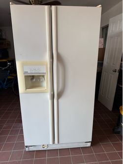 Refrigerator Kenmore