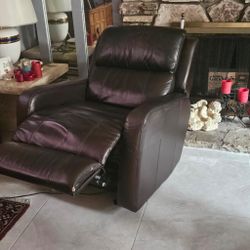 Electric Reclining Chair/rocker & USB Port