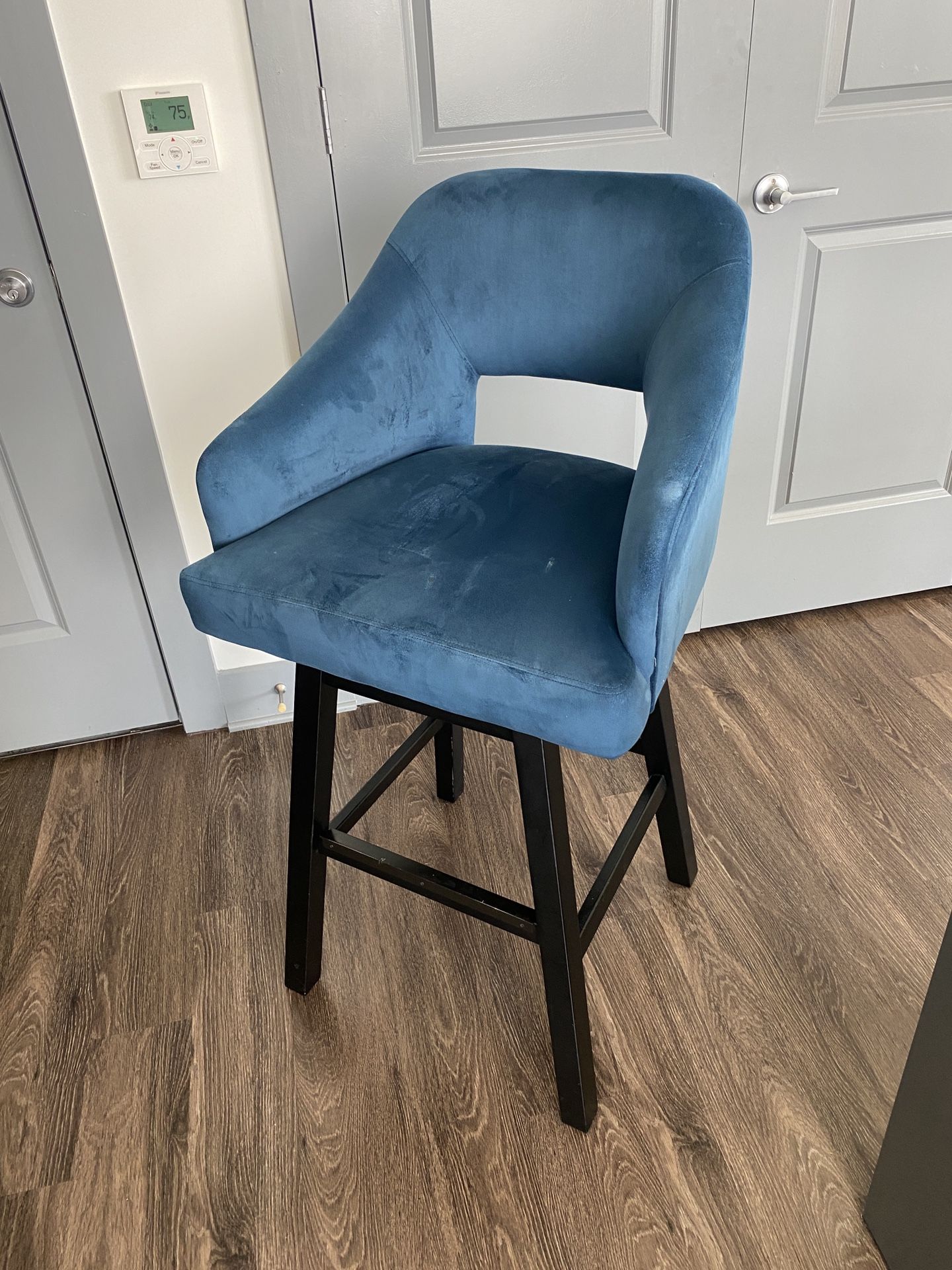 Royal Blue Barstool (Bar Height)