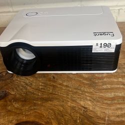 Fugent Projector Witj Remote And Cords