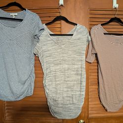 MATERNITY TOPS (L) - 5 Sleeveless/Short Sleeve size Large maternity tops