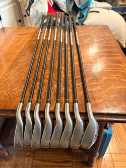 Taylormade RAC 4-SW Irons Set - Ultrilite Graphite Shafts - Mens Iron Set - RH 4-SW - R Flex - UG65