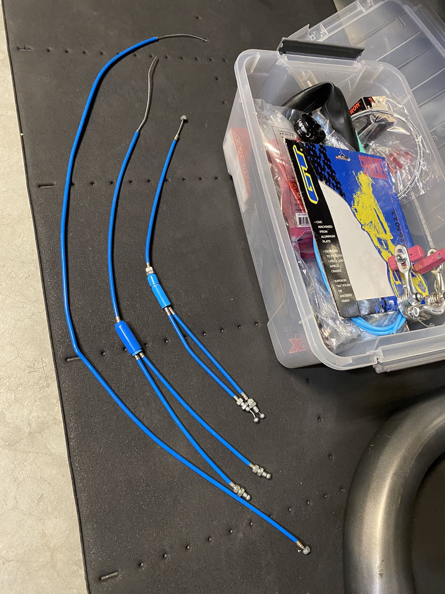 Oldschool Bmx 80s Maui Blue Gyro Cables Of Gt Dyno